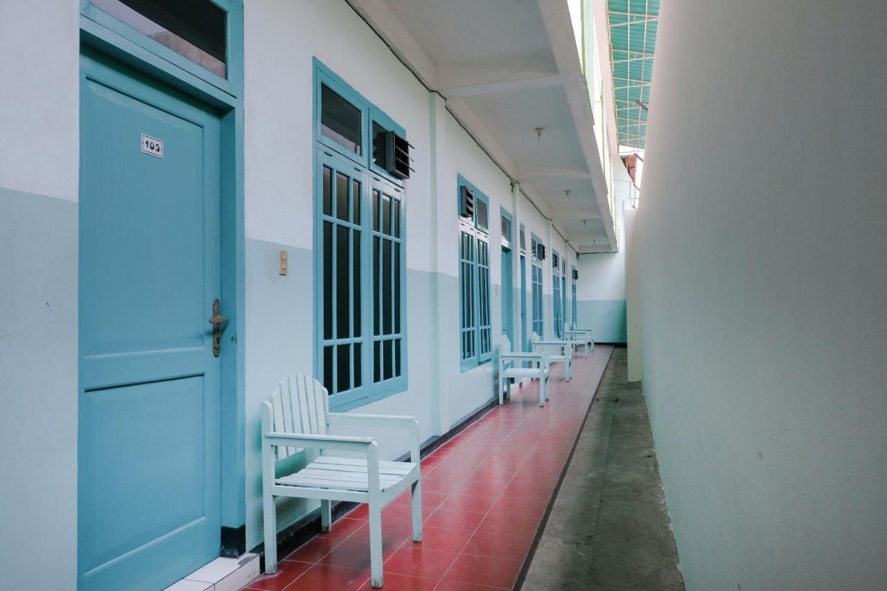 מדיון Hotel Taman Indah מראה חיצוני תמונה