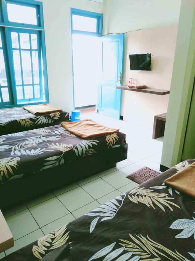 מדיון Hotel Taman Indah מראה חיצוני תמונה