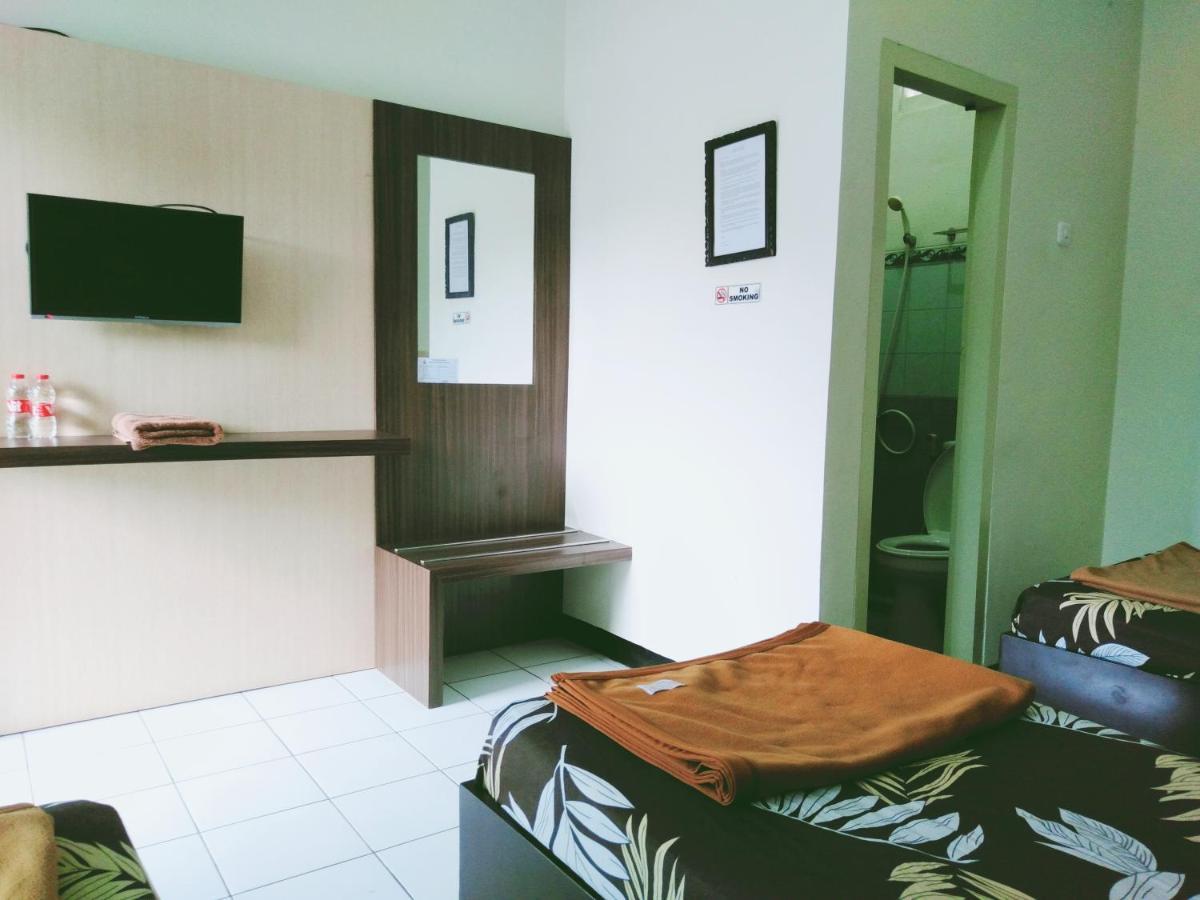 מדיון Hotel Taman Indah מראה חיצוני תמונה