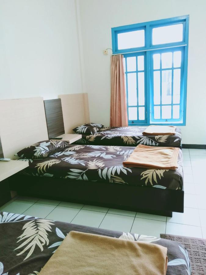 מדיון Hotel Taman Indah מראה חיצוני תמונה