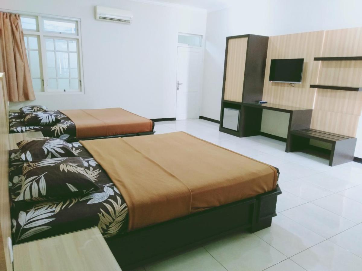 מדיון Hotel Taman Indah מראה חיצוני תמונה