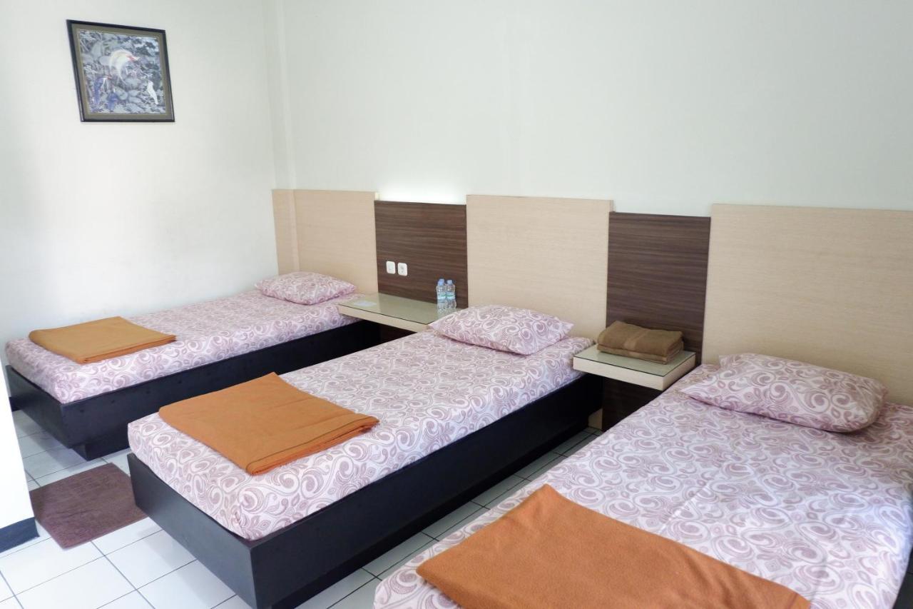 מדיון Hotel Taman Indah מראה חיצוני תמונה