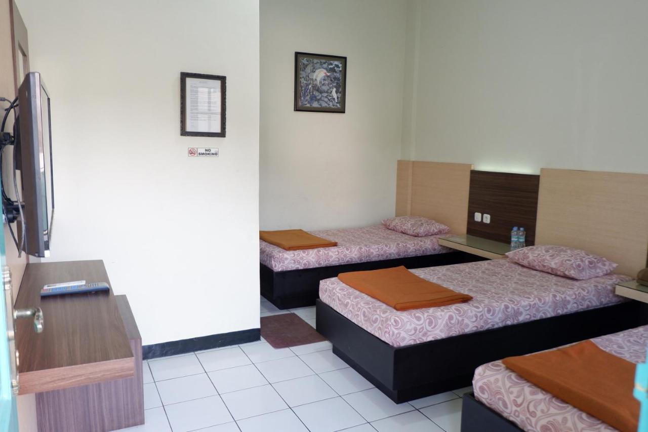 מדיון Hotel Taman Indah מראה חיצוני תמונה