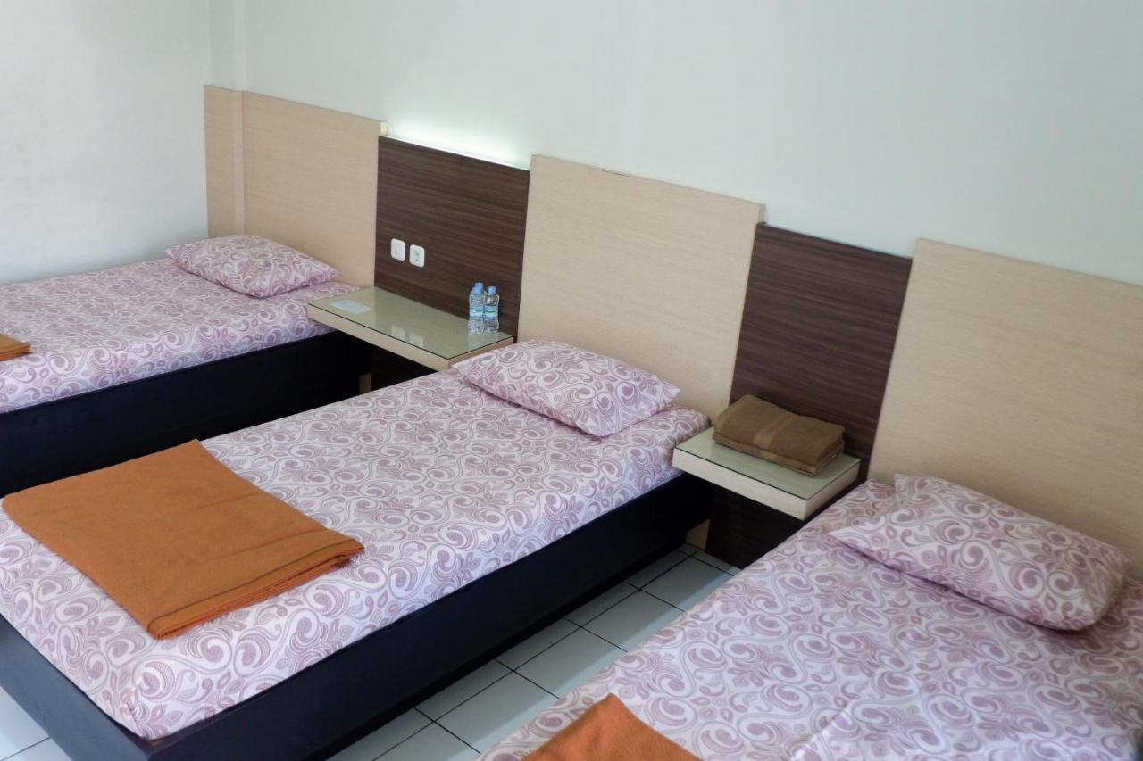 מדיון Hotel Taman Indah מראה חיצוני תמונה