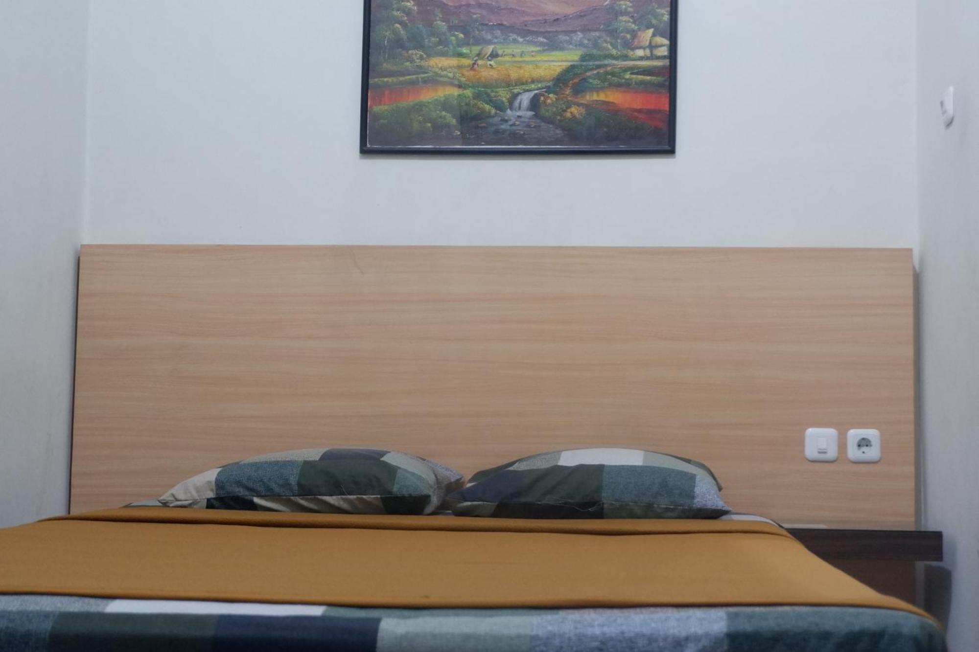 מדיון Hotel Taman Indah מראה חיצוני תמונה