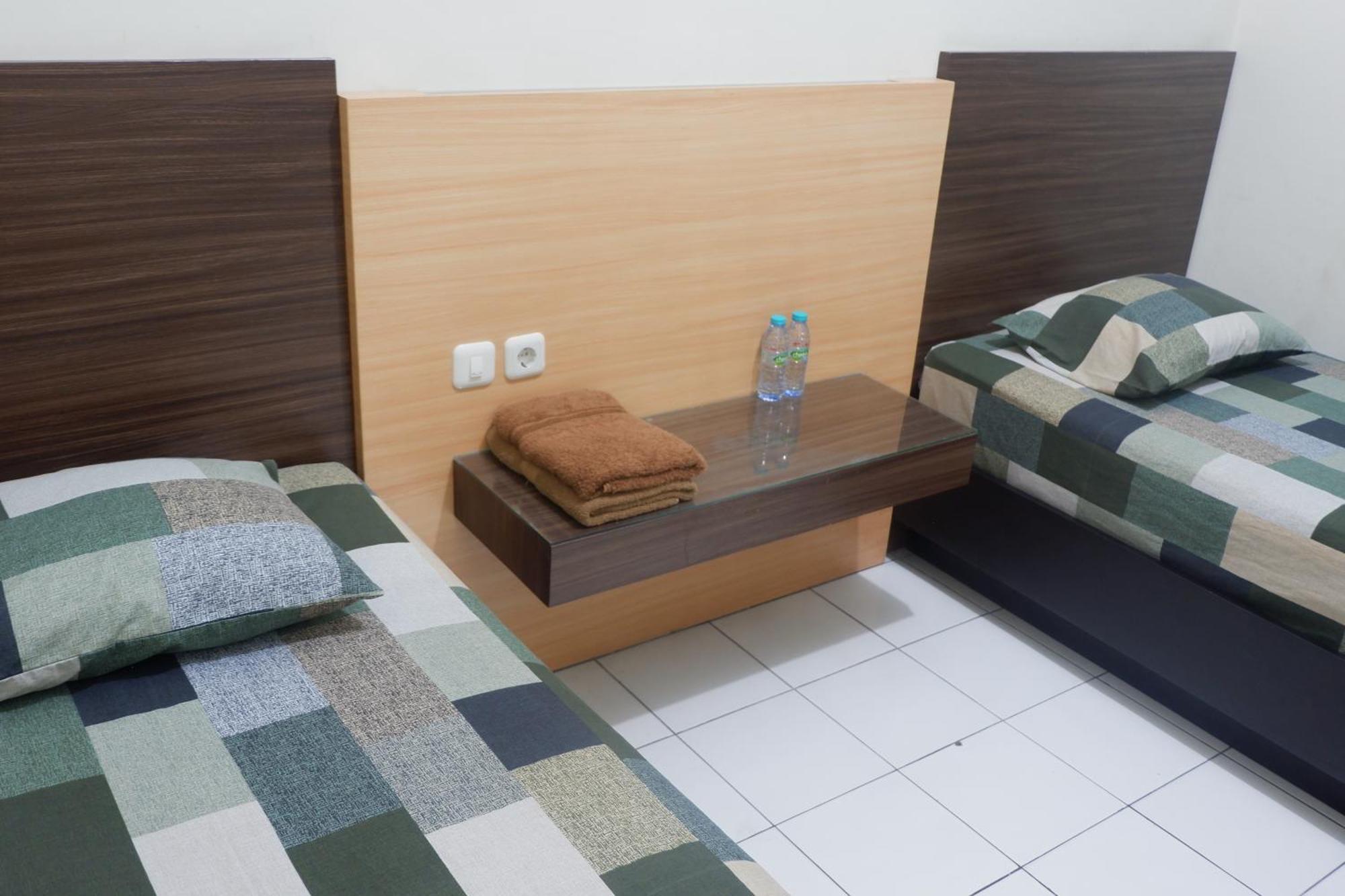 מדיון Hotel Taman Indah מראה חיצוני תמונה